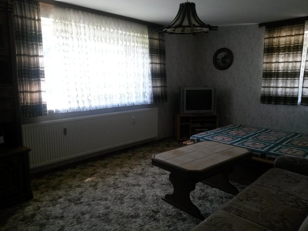 Ferienwohnung Bosch Seeg Habitación foto